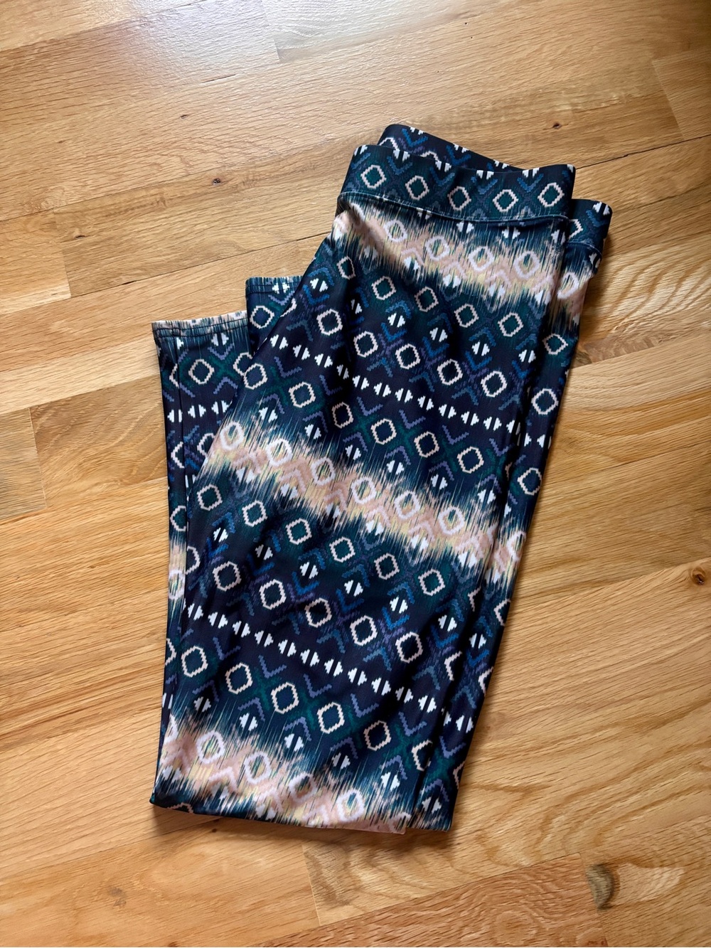 American Eagle Boho Leggings Pattern Geometric Multicolor Blue Tribal Pants